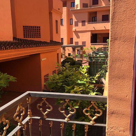 Elegant 2Br Apartment Puerto Banus Marbella Just 12 Minutes Away By G00Giemaps Estepona Bagian luar foto