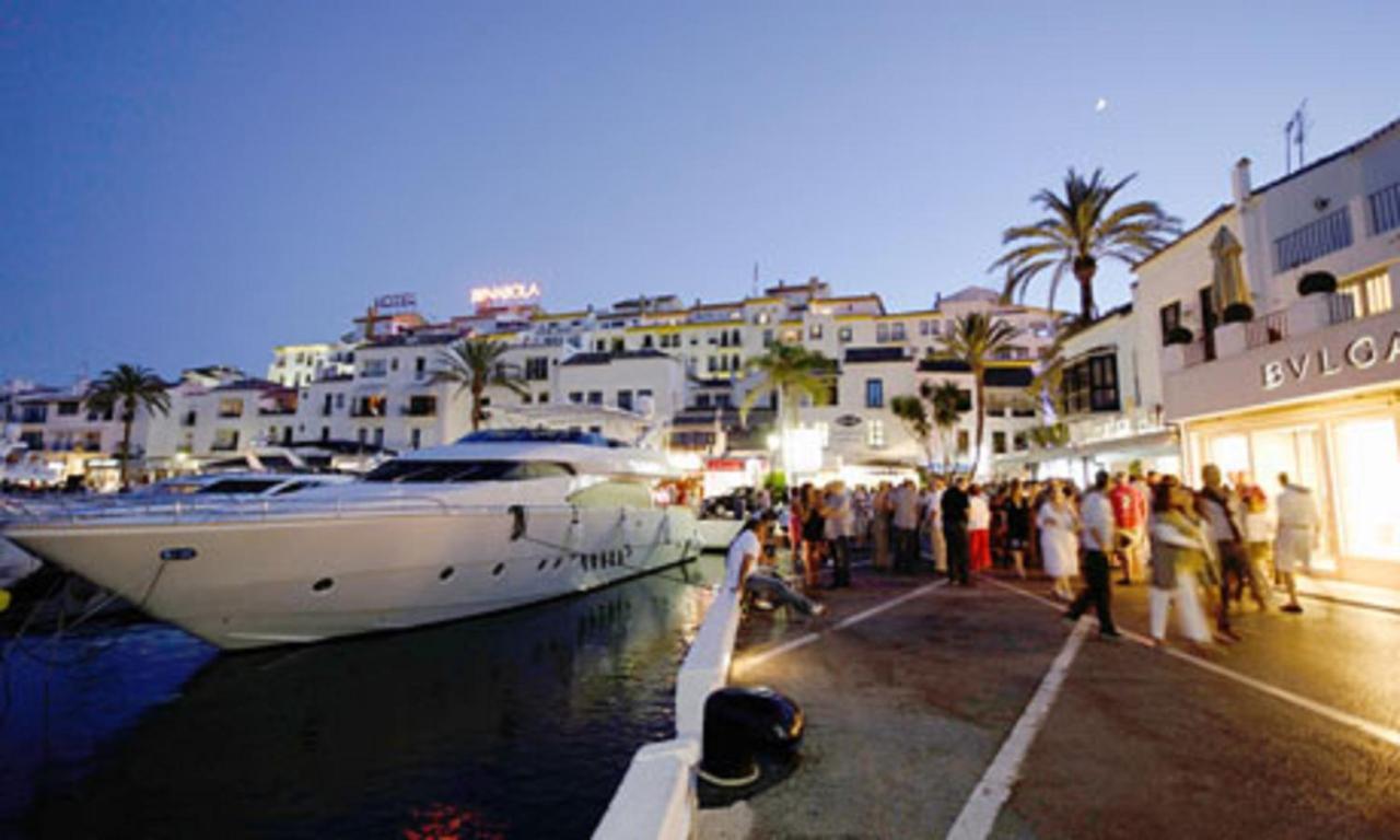 Elegant 2Br Apartment Puerto Banus Marbella Just 12 Minutes Away By G00Giemaps Estepona Bagian luar foto
