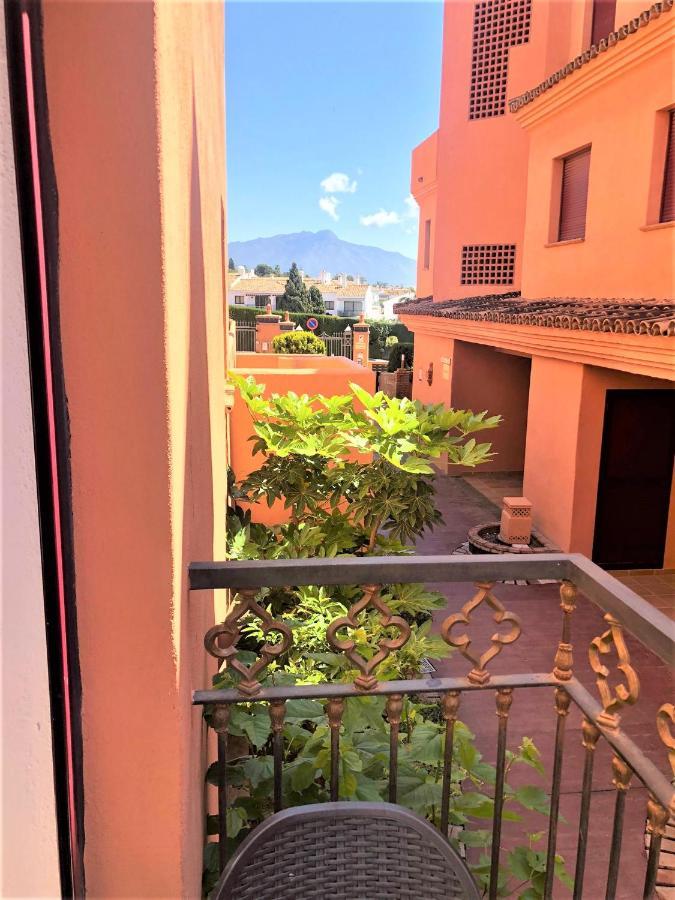 Elegant 2Br Apartment Puerto Banus Marbella Just 12 Minutes Away By G00Giemaps Estepona Bagian luar foto